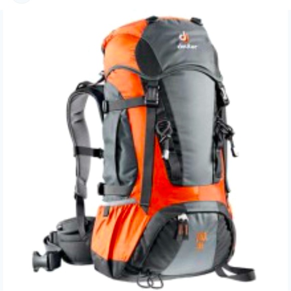 deuter Fox 30 Kids &Teens Padded Back & Straps Hiking Backpack Red Orange 30 L - Picture 1 of 8